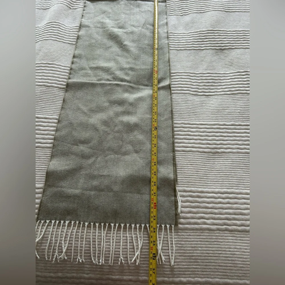 Herringbone and Fringe Cashmere Scarf Fall Winter Neutral‎ Tan White